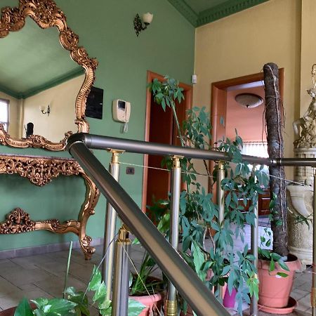 Tirana Apartment B&B Exteriör bild